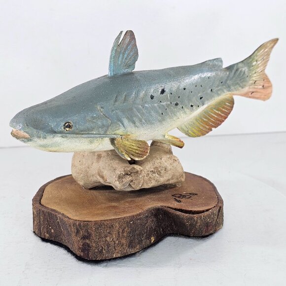 Handcrafted Catfish Wood Sculpture On Natural Base W L Bill Payne Folk Art Fish - Picture 10 of 14